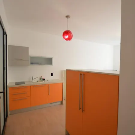 Level Seven Apartments Lugano 2*