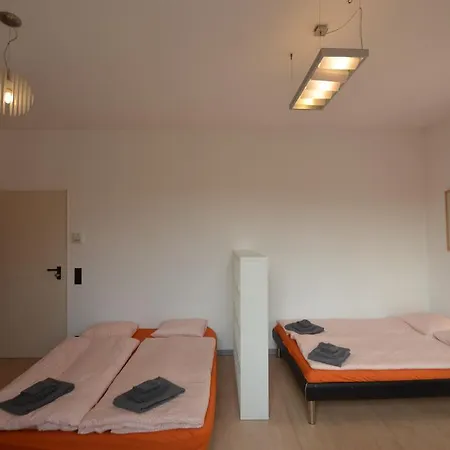 Level Seven Apartments Lugano Aparthotel 2*