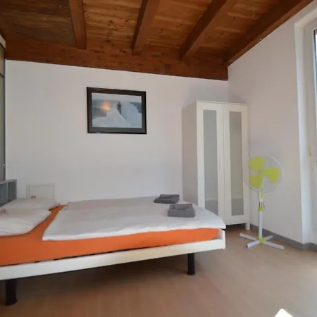 Level Seven Apartments Lugano 2*